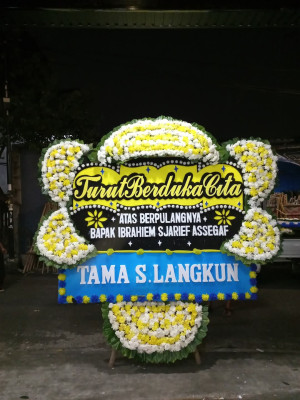 Papan Bunga Duka di Kalinyamat Kulon